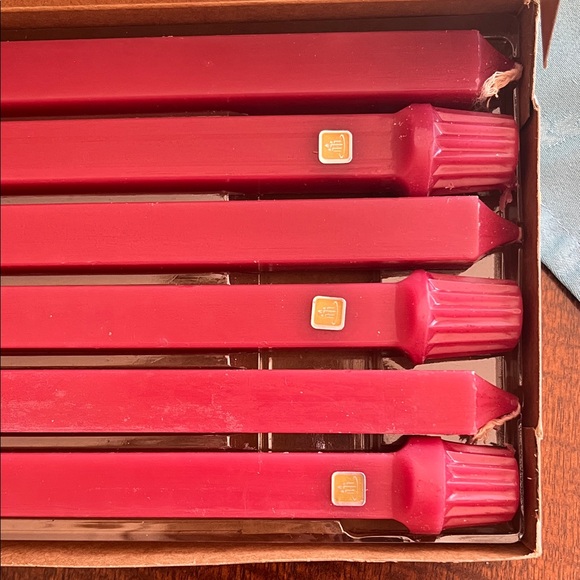 PartyLite Red Taper Vintage 10" Pink Unscented Dinner Candles 6 Pack Square - Picture 2 of 6
